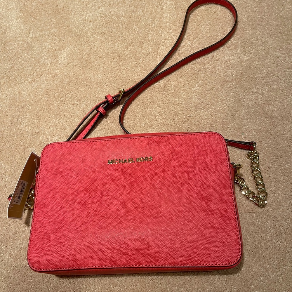 Cute Michael Kors crossbody bag